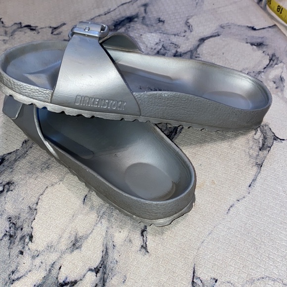 Womens Silver Birkenstock Slides! Great Condition! Size 8! (38) - Picture 1 of 10
